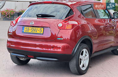 Внедорожник / Кроссовер Nissan Juke 2012 в 