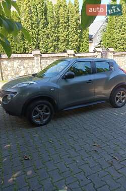 Внедорожник / Кроссовер Nissan Juke 2011 в Надворной