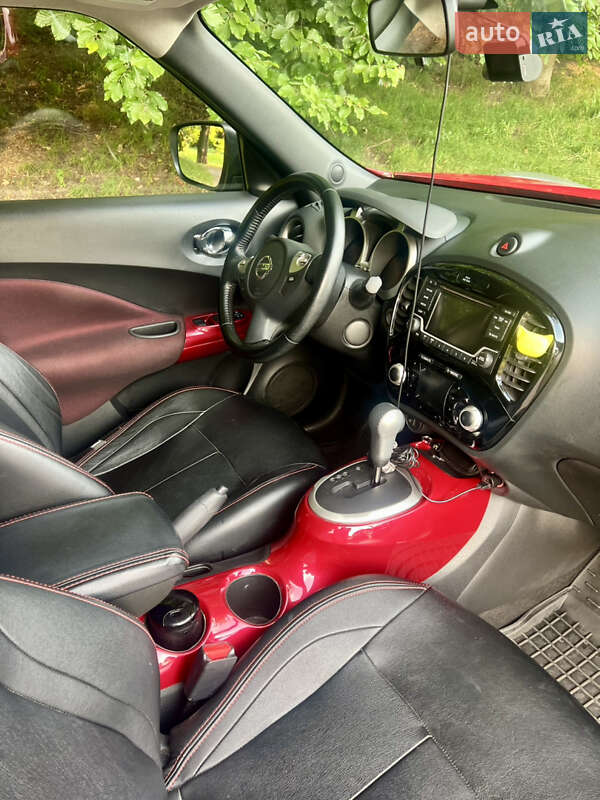 Позашляховик / Кросовер Nissan Juke 2015 в Львові