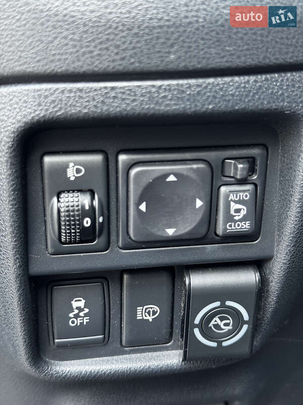 Позашляховик / Кросовер Nissan Juke 2013 в Києві