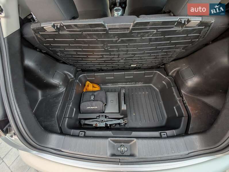 Внедорожник / Кроссовер Nissan Juke 2016 в Виннице