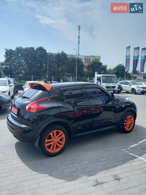 Внедорожник / Кроссовер Nissan Juke 2014 в Полтаве