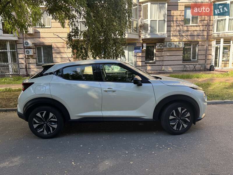 Внедорожник / Кроссовер Nissan Juke 2023 в Полтаве