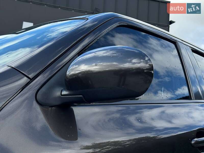 Внедорожник / Кроссовер Nissan Juke 2013 в Каменец-Подольском