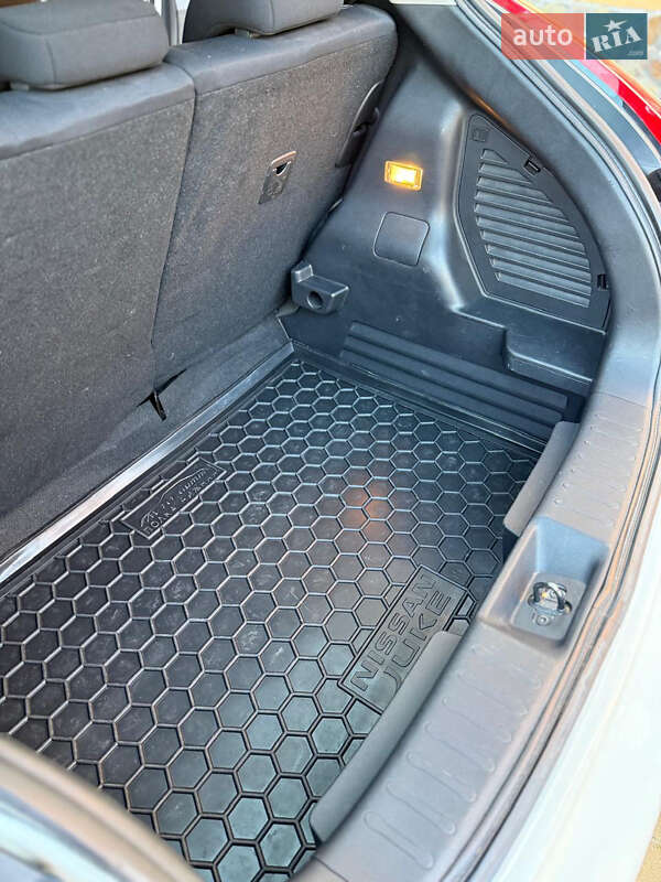 Внедорожник / Кроссовер Nissan Juke 2017 в Львове фото 13 Внедорожник / Кроссовер Nissan Juke 2017 в Львове