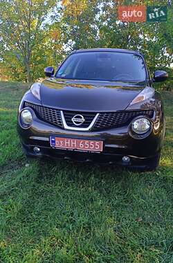 Внедорожник / Кроссовер Nissan Juke 2010 в Запорожье