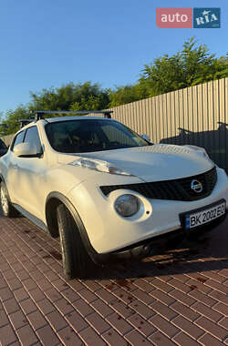 Позашляховик / Кросовер Nissan Juke 2013 в Сарнах