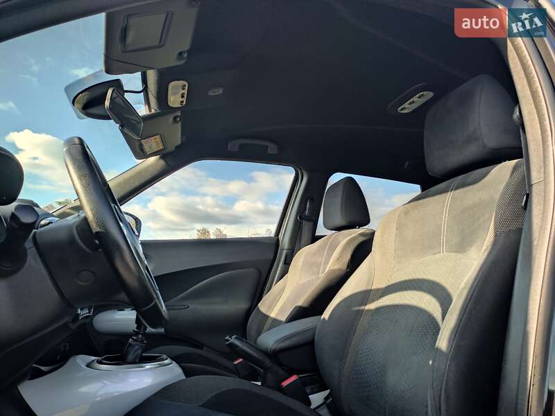 Внедорожник / Кроссовер Nissan Juke 2015 в Звягеле фото 5 Внедорожник / Кроссовер Nissan Juke 2015 в Звягеле