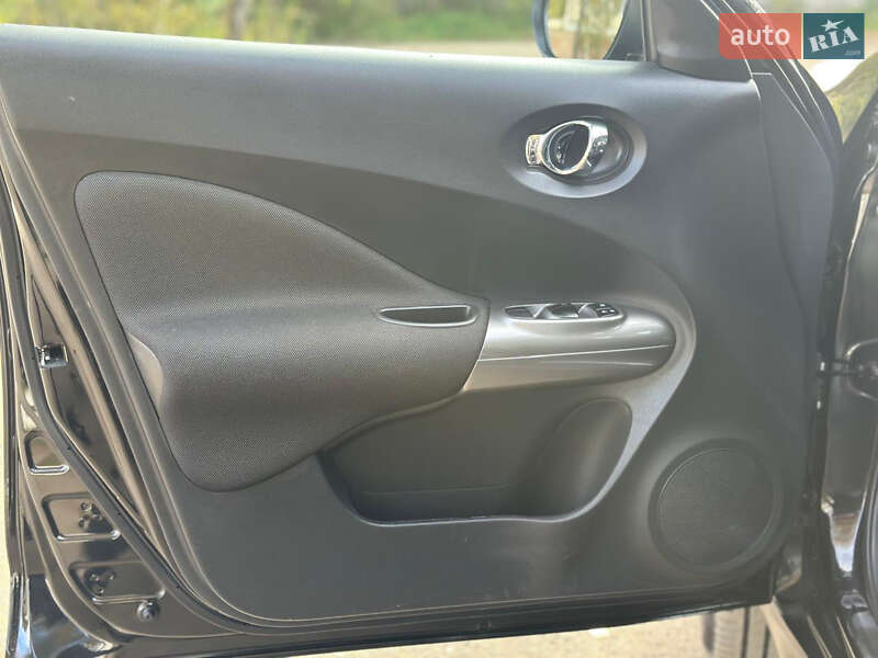 Позашляховик / Кросовер Nissan Juke 2013 в Львові