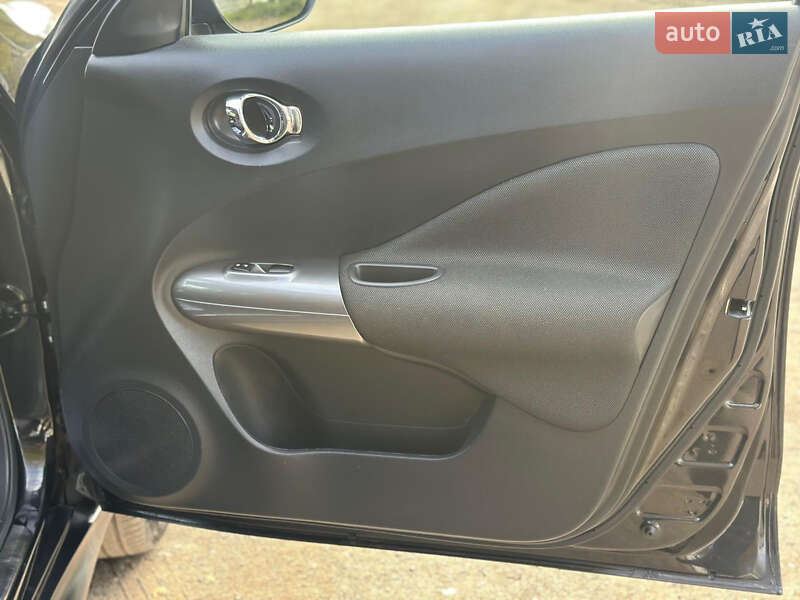 Позашляховик / Кросовер Nissan Juke 2013 в Львові