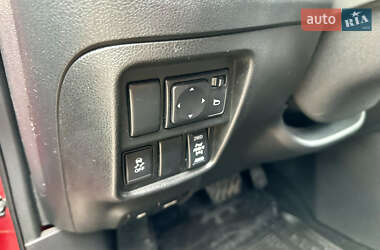 Позашляховик / Кросовер Nissan Juke 2014 в 