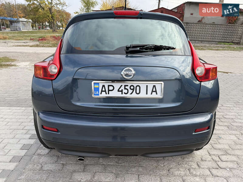Внедорожник / Кроссовер Nissan Juke 2013 в Запорожье
