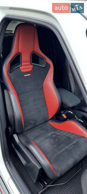 Позашляховик / Кросовер Nissan Juke 2014 в Житомирі фото 7 Позашляховик / Кросовер Nissan Juke 2014 в Житомирі