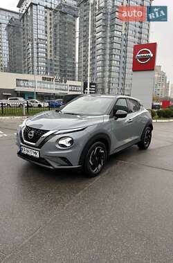 Внедорожник / Кроссовер Nissan Juke 2023 в Киеве