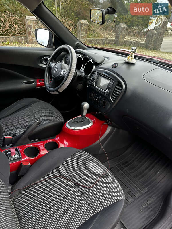 Позашляховик / Кросовер Nissan Juke 2016 в Івано-Франківську