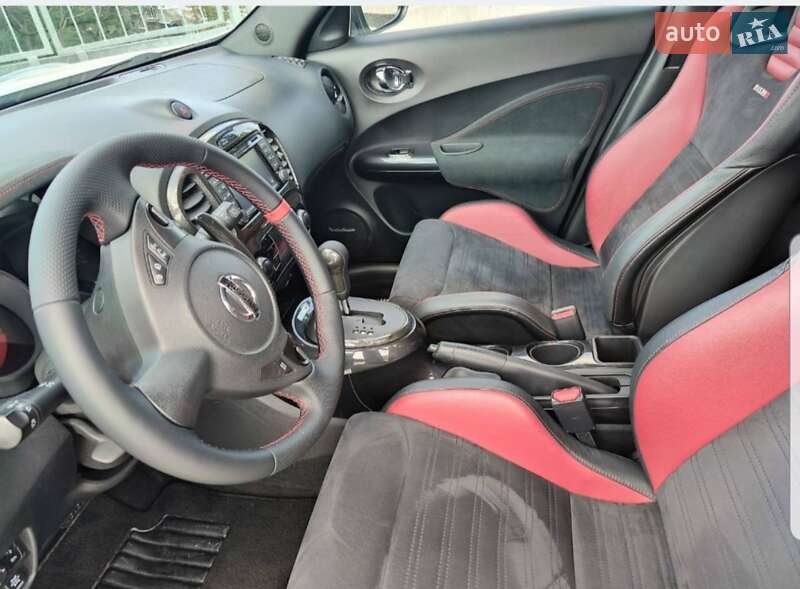 Внедорожник / Кроссовер Nissan Juke 2016 в Киеве