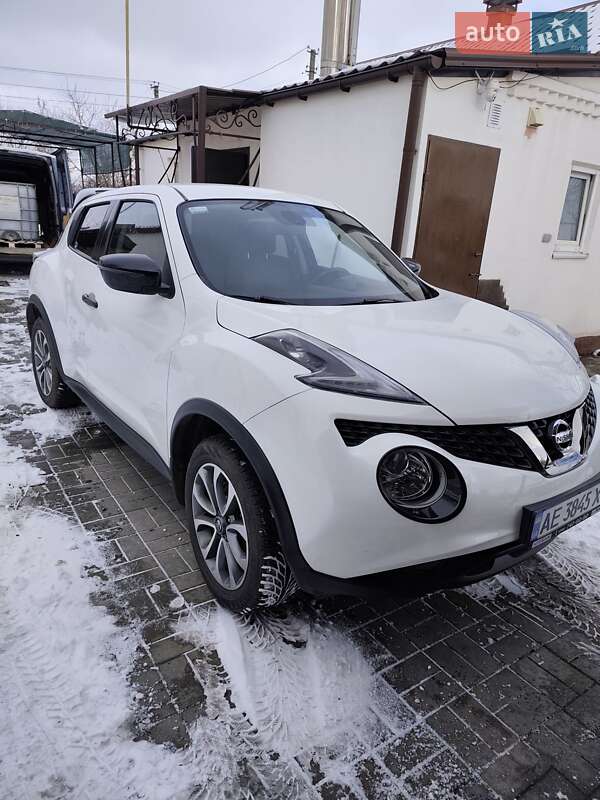 Внедорожник / Кроссовер Nissan Juke 2019 в Новомосковске