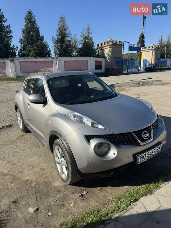 Позашляховик / Кросовер Nissan Juke 2011 в Бережанах