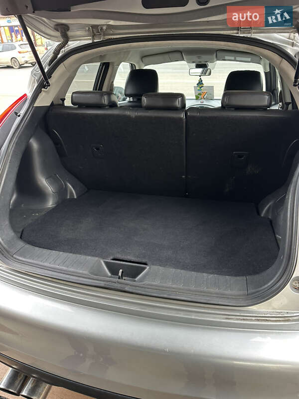 Позашляховик / Кросовер Nissan Juke 2011 в Одесі