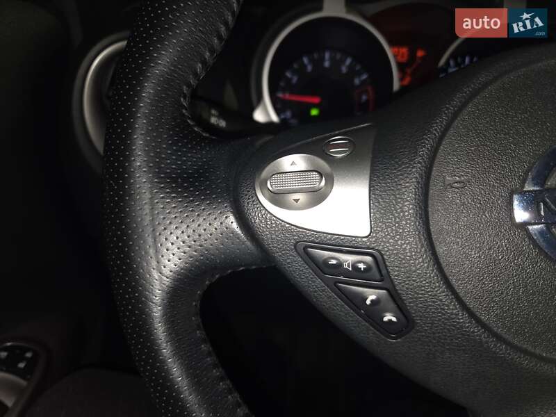 Позашляховик / Кросовер Nissan Juke 2012 в Києві