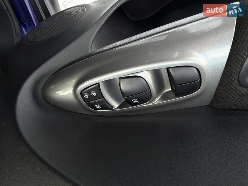 Внедорожник / Кроссовер Nissan Juke 2017 в Харькове