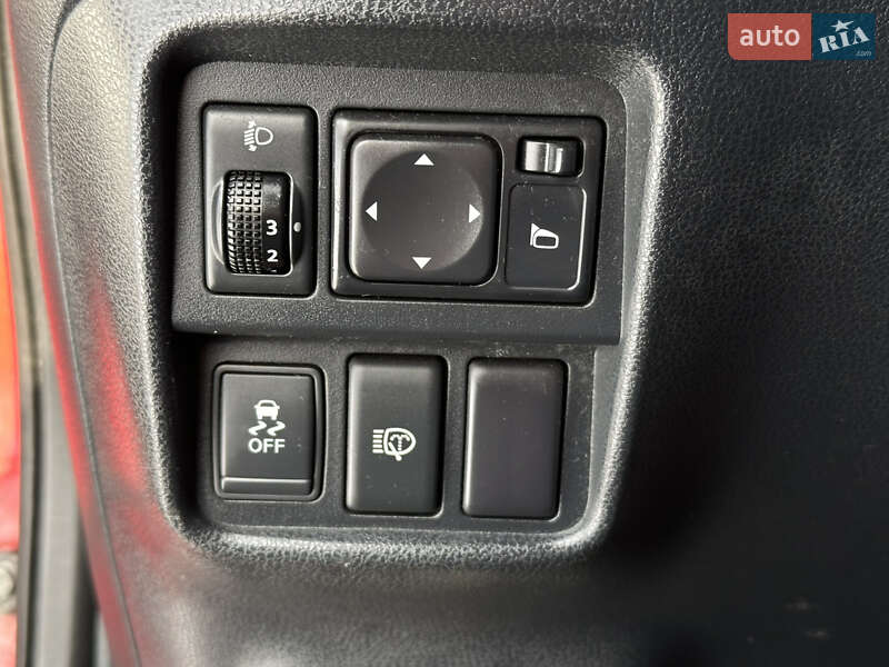 Внедорожник / Кроссовер Nissan Juke 2012 в Харькове фото 37 Внедорожник / Кроссовер Nissan Juke 2012 в Харькове