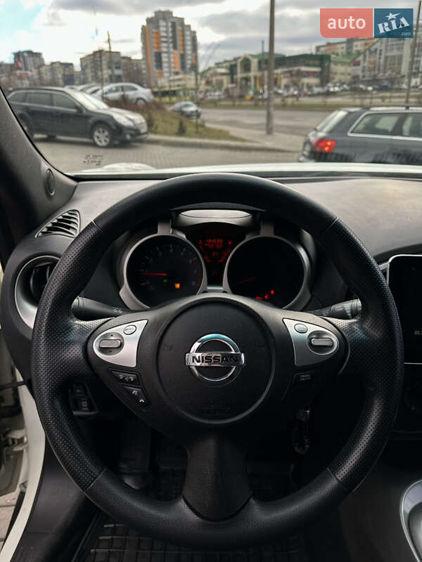 Внедорожник / Кроссовер Nissan Juke 2010 в Львове