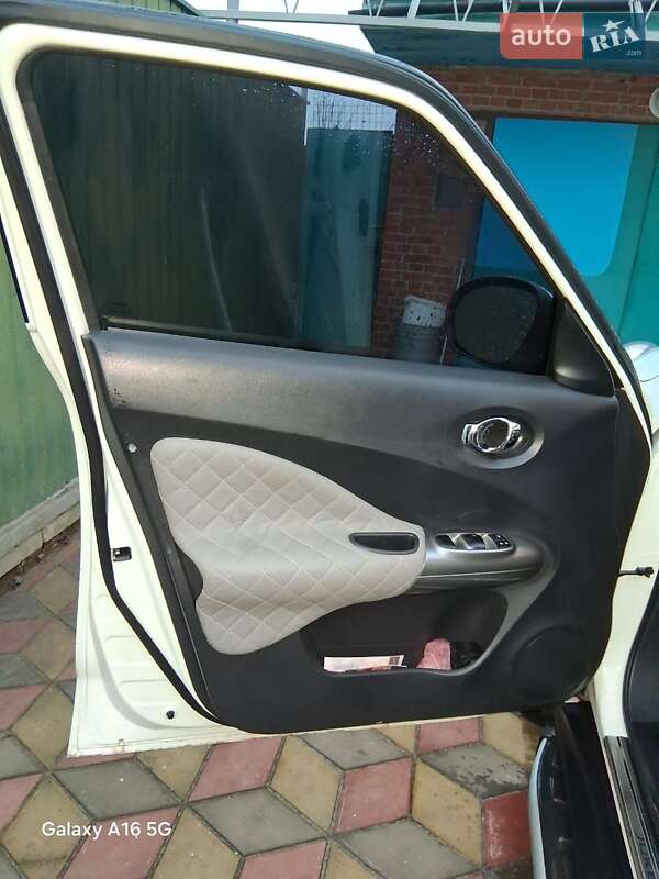 Внедорожник / Кроссовер Nissan Juke 2012 в Сумах