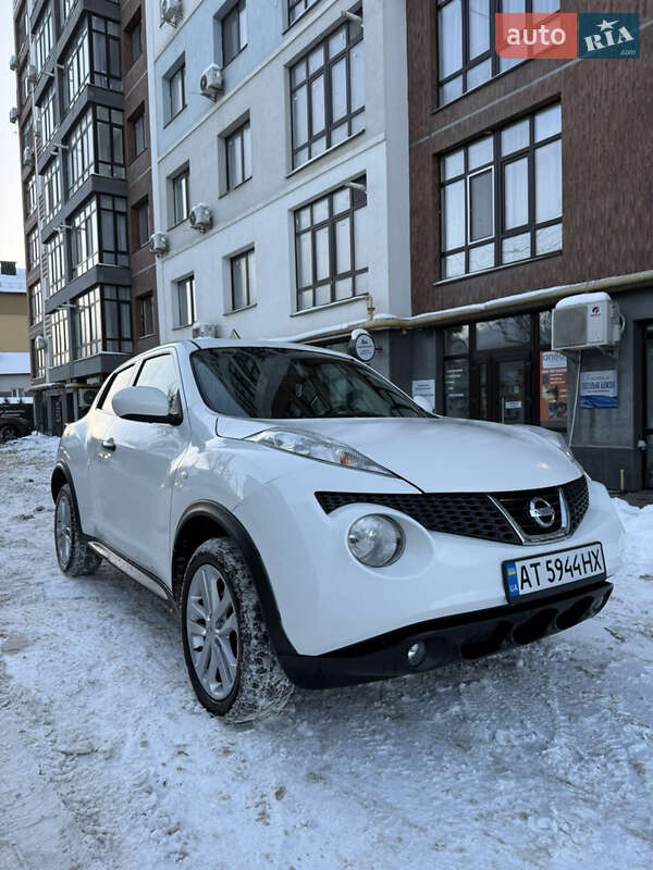 Внедорожник / Кроссовер Nissan Juke 2012 в Ивано-Франковске