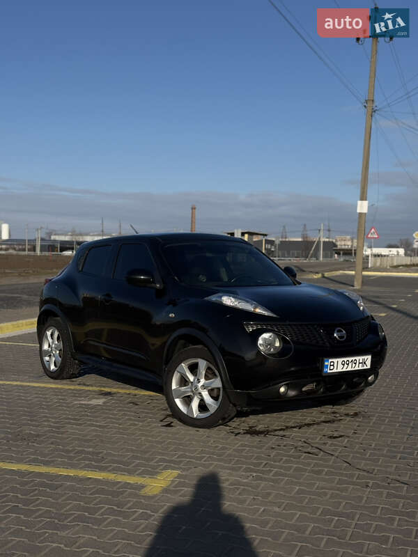 Внедорожник / Кроссовер Nissan Juke 2013 в Полтаве