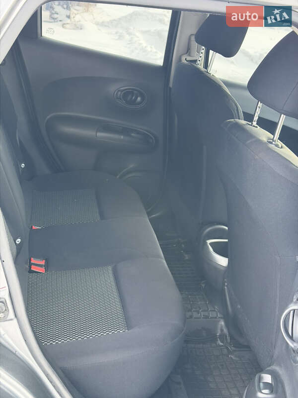 Внедорожник / Кроссовер Nissan Juke 2017 в Киеве