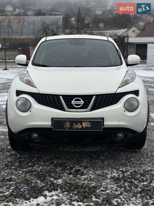 Внедорожник / Кроссовер Nissan Juke 2011 в Могилев-Подольске
