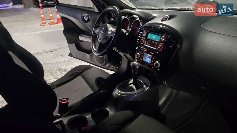 Внедорожник / Кроссовер Nissan Juke 2016 в Киеве