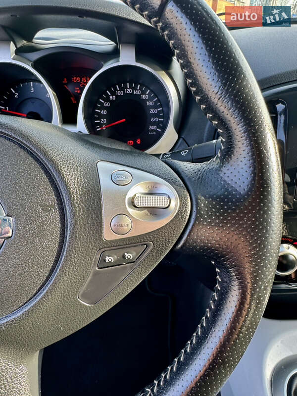 Внедорожник / Кроссовер Nissan Juke 2012 в Полтаве