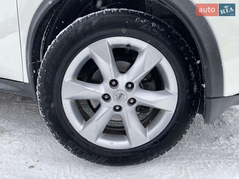 Внедорожник / Кроссовер Nissan Juke 2012 в Львове