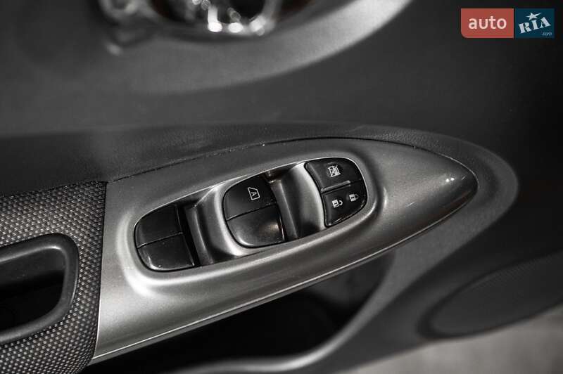 Внедорожник / Кроссовер Nissan Juke 2016 в Одессе фото 19 Внедорожник / Кроссовер Nissan Juke 2016 в Одессе