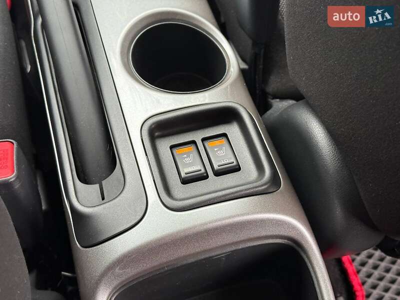 Внедорожник / Кроссовер Nissan Juke 2011 в Хмельницком фото 34 Внедорожник / Кроссовер Nissan Juke 2011 в Хмельницком