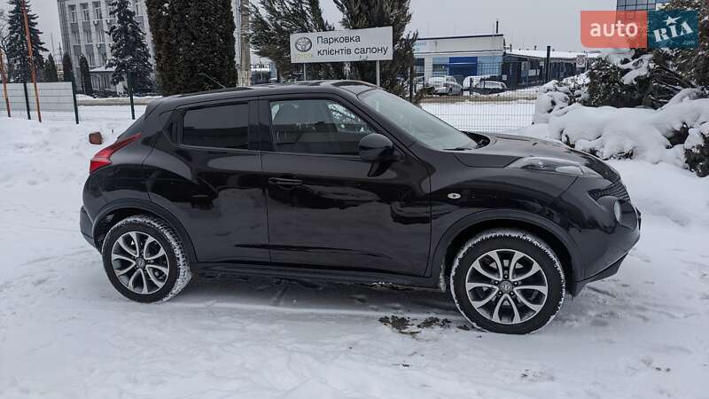 Внедорожник / Кроссовер Nissan Juke 2013 в Ровно