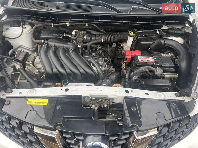 Внедорожник / Кроссовер Nissan Juke 2019 в Ужгороде