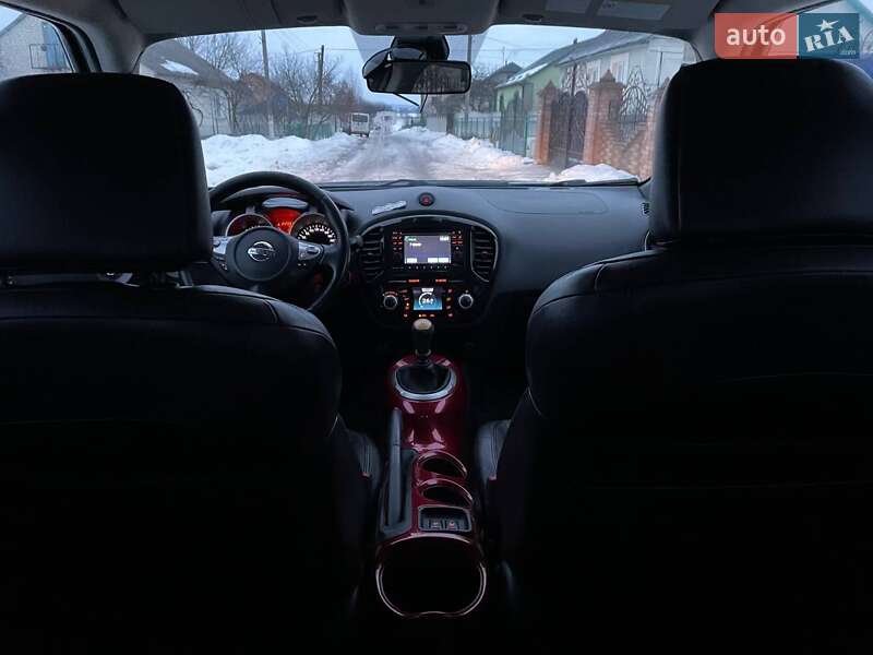 Позашляховик / Кросовер Nissan Juke 2011 в Демидівці