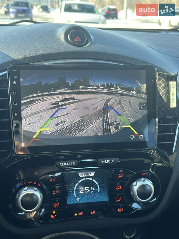 Внедорожник / Кроссовер Nissan Juke 2016 в Киеве