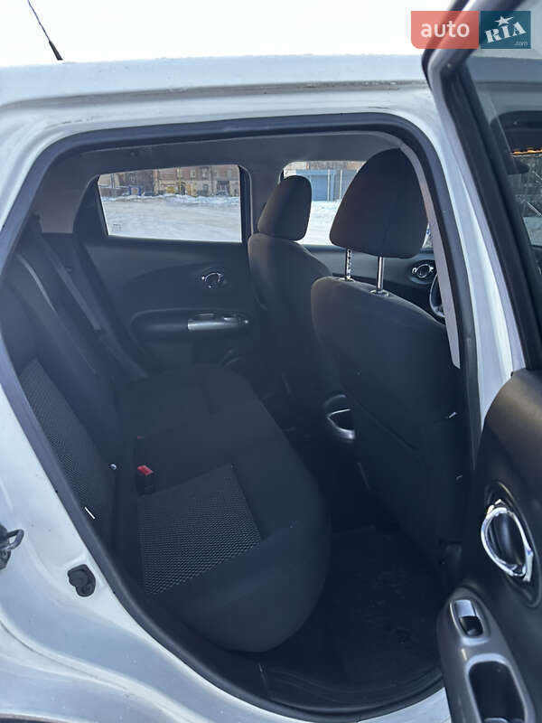 Внедорожник / Кроссовер Nissan Juke 2015 в Виннице