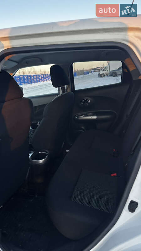 Внедорожник / Кроссовер Nissan Juke 2015 в Виннице