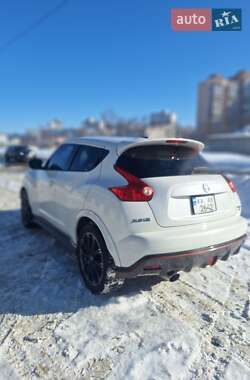 Внедорожник / Кроссовер Nissan Juke 2013 в Киеве