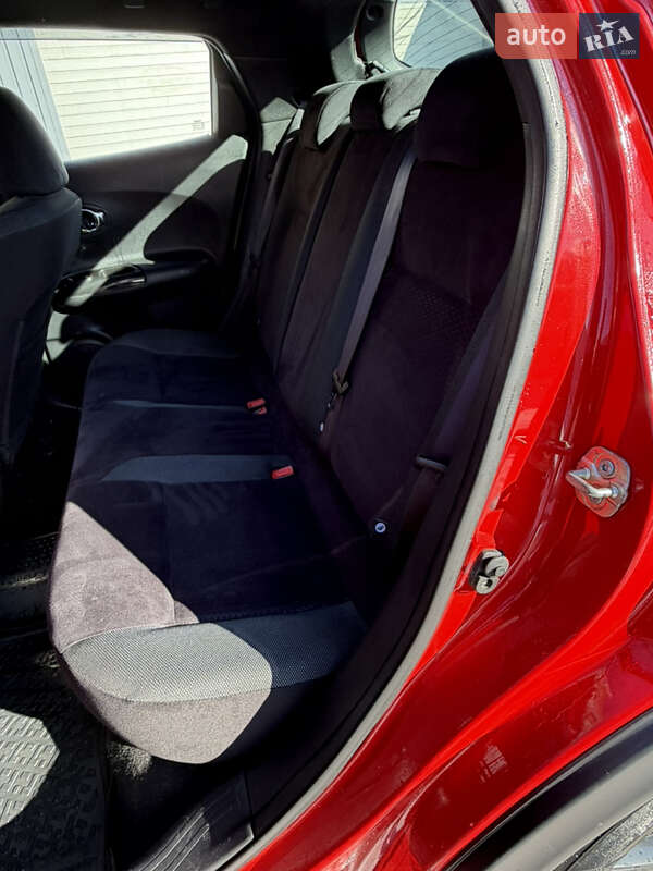 Позашляховик / Кросовер Nissan Juke 2017 в Полтаві