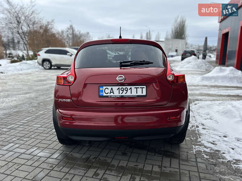 Внедорожник / Кроссовер Nissan Juke 2011 в Черкассах