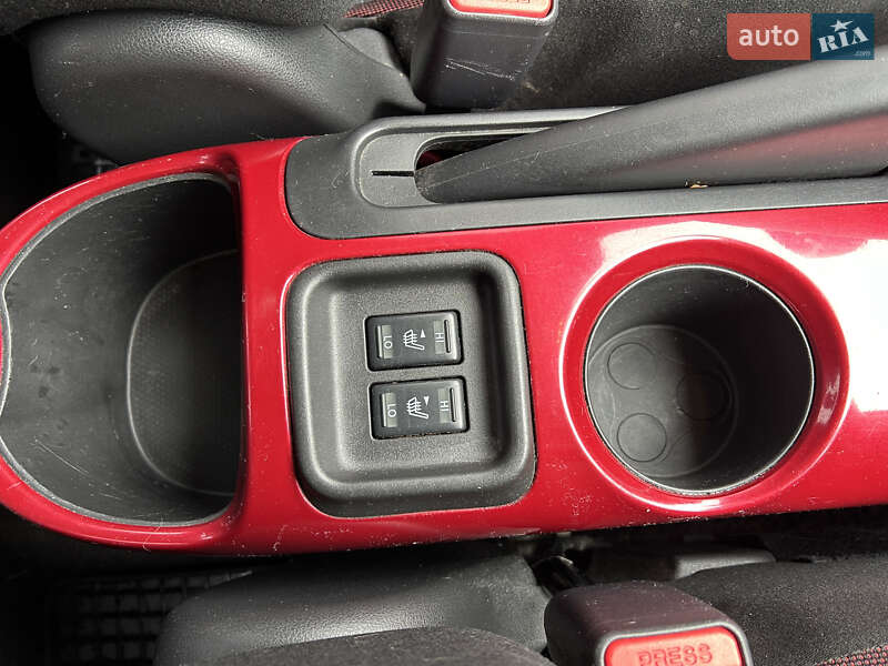 Внедорожник / Кроссовер Nissan Juke 2011 в Черкассах