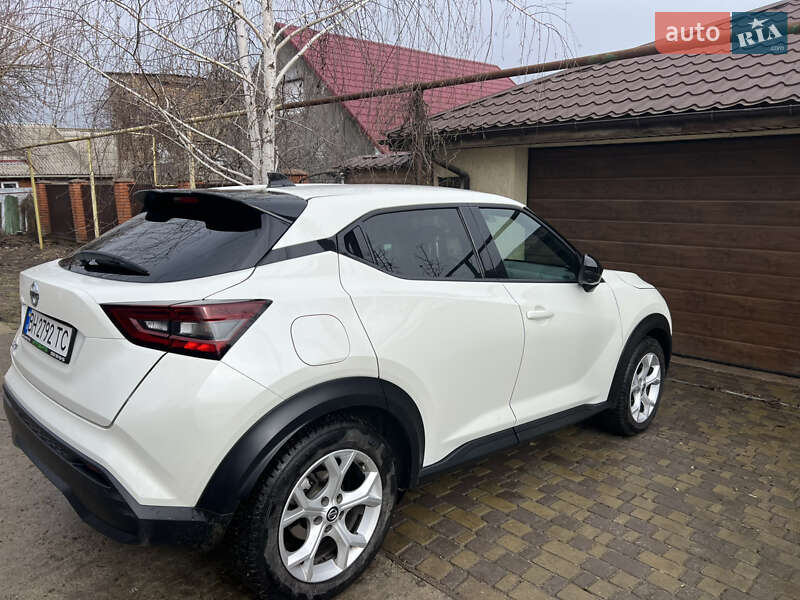 Внедорожник / Кроссовер Nissan Juke 2021 в Черноморске