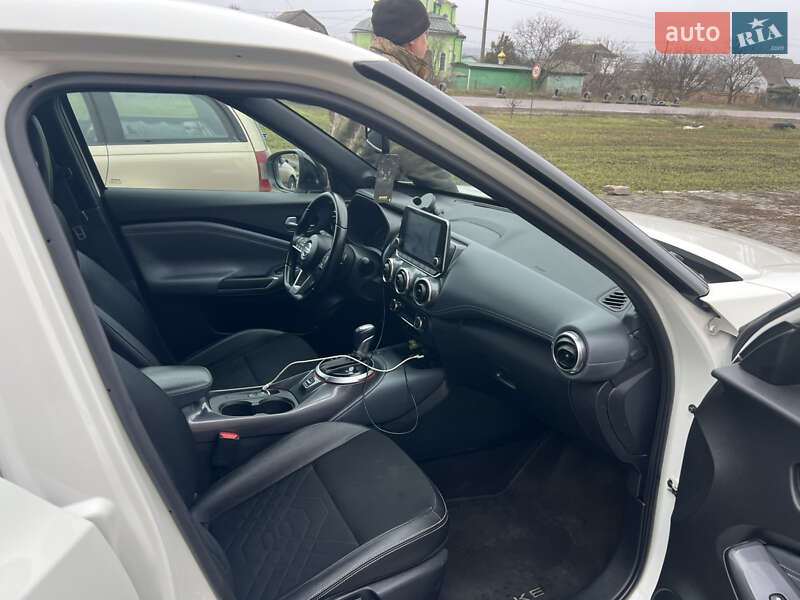 Внедорожник / Кроссовер Nissan Juke 2021 в Черноморске