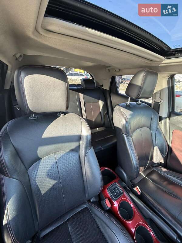 Внедорожник / Кроссовер Nissan Juke 2012 в Львове